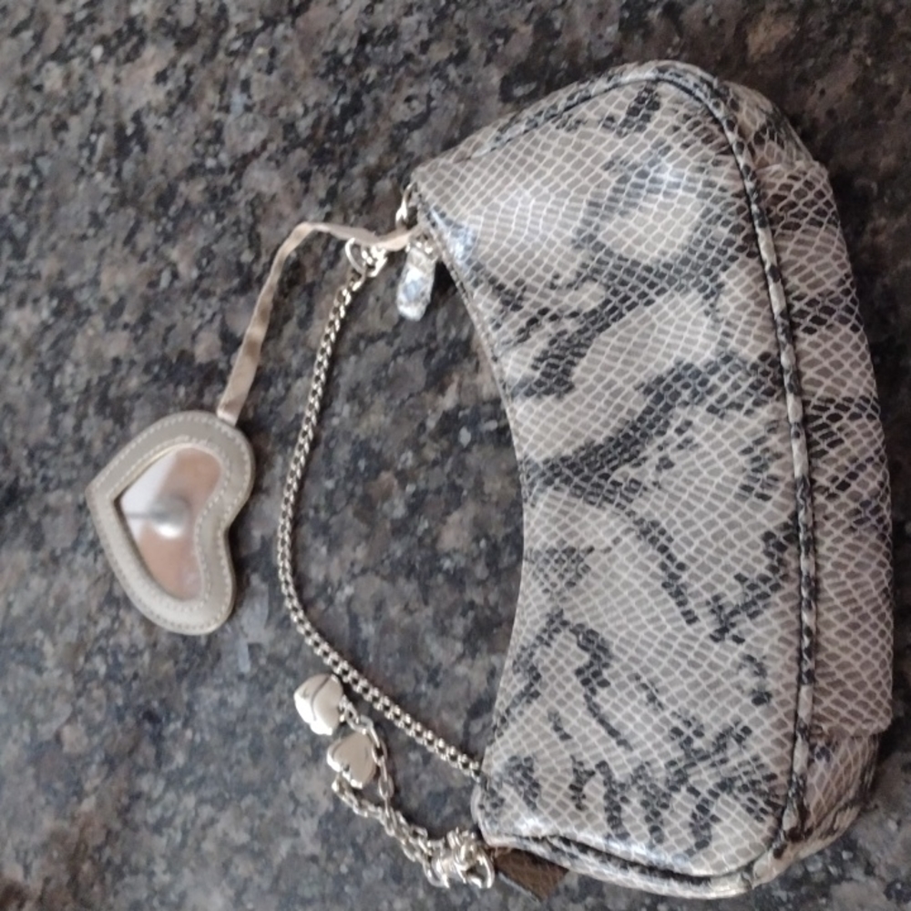 Bag - Picture 2 of 2